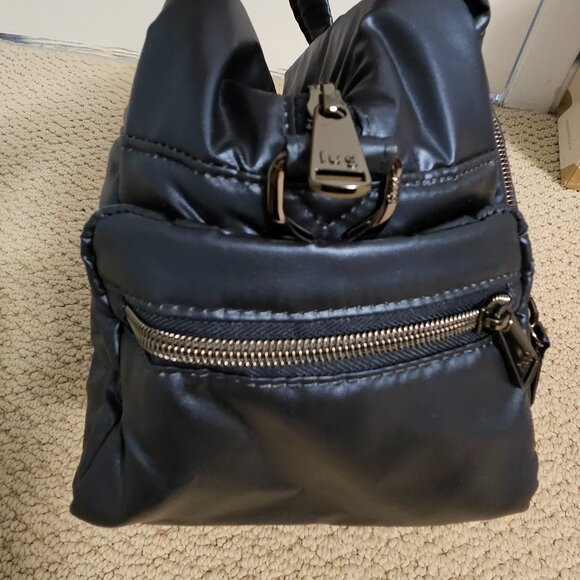 Lug Rumble Satchel - NO SHOULDER STRAP included - Picture 5 of 9